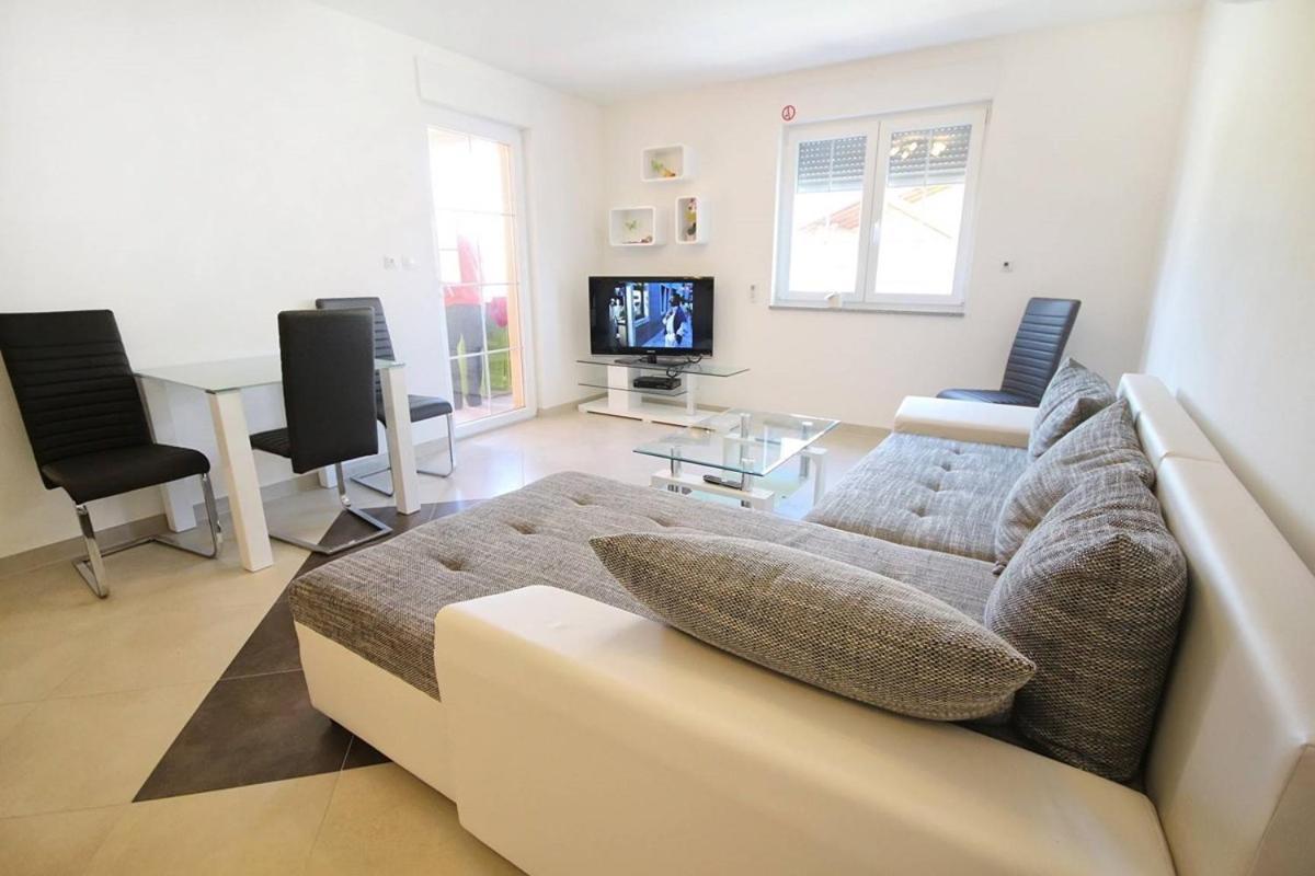 Apartment Borka Medulin Kültér fotó